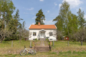 Cozy Home in Ydrefors